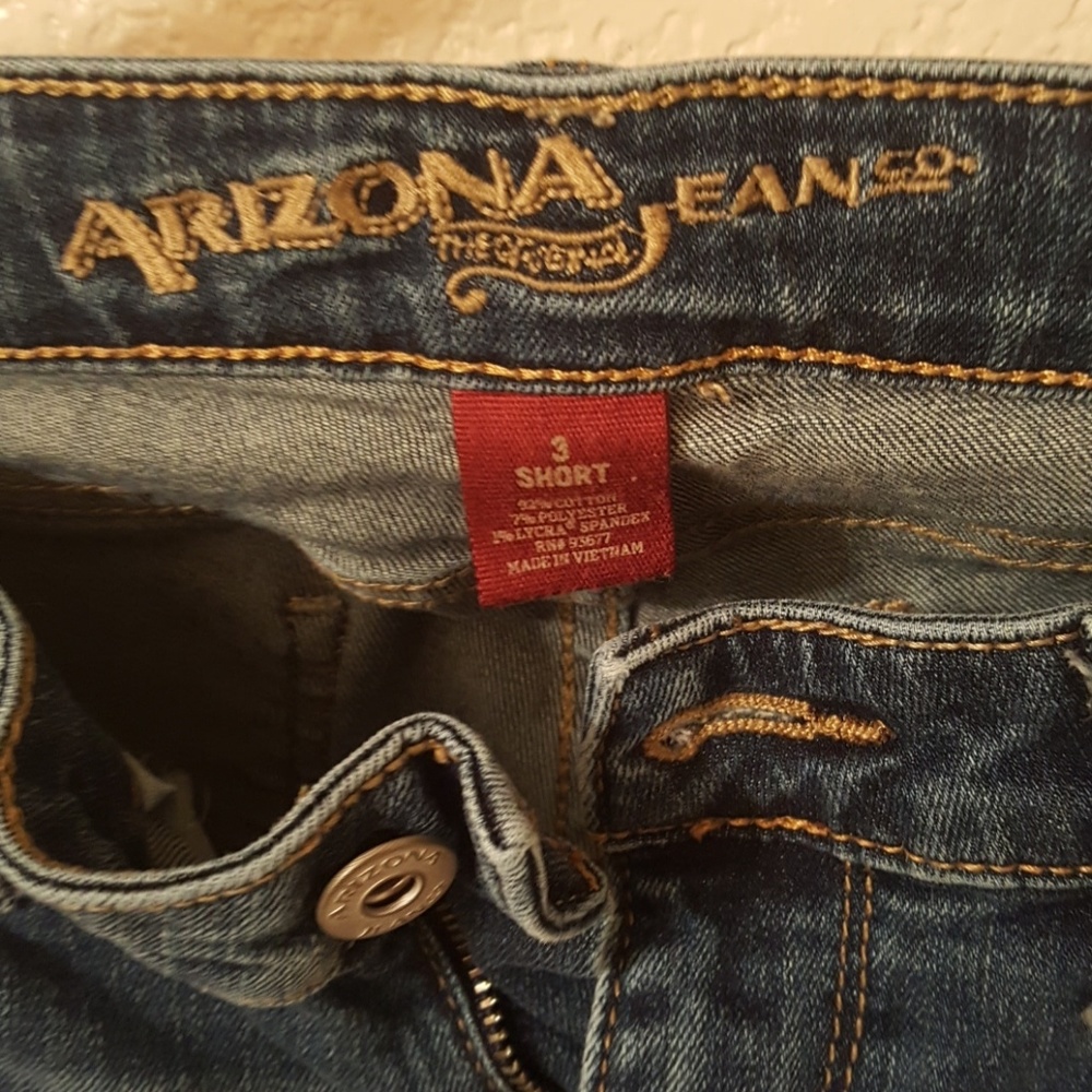 Jeans - Picture 2 of 4